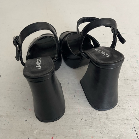 LAMODA flared heel platform sandal in black, size: 6 - Picture 9 of 9